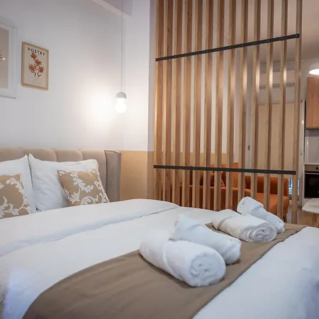 White Luxury * Kateríni