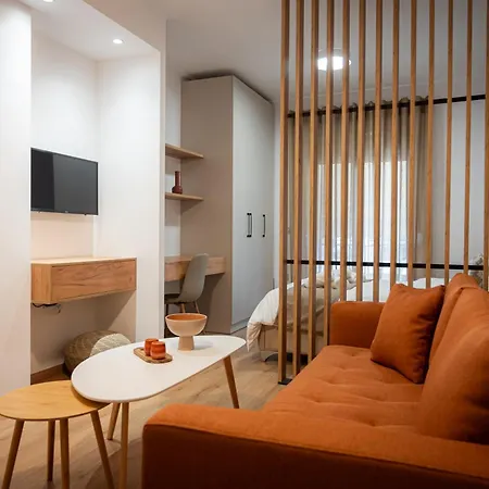 White Luxury Apartment
