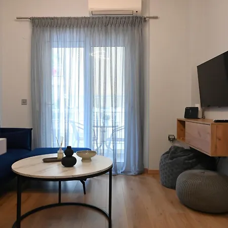 White Luxury Apartment